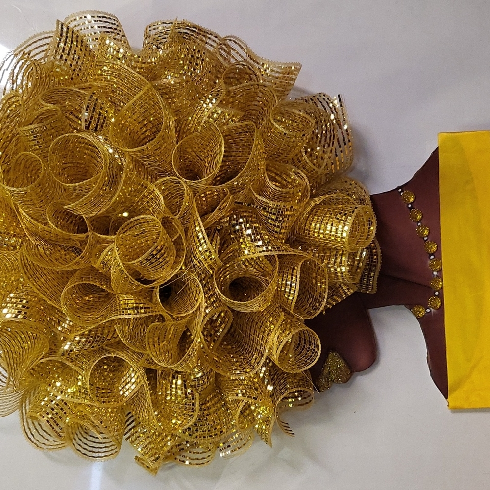 Diva WREATH